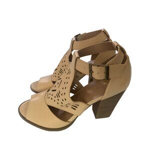 Altered State Womens Size 7 Nude Beige 3.5 in Heels Caged Lazer perforated block